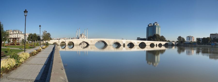 Seyhan Taş Köprü