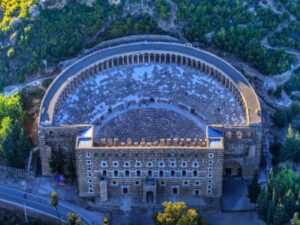 Dünyanın En Görkemli Antik Tiyatrosu Aspendos